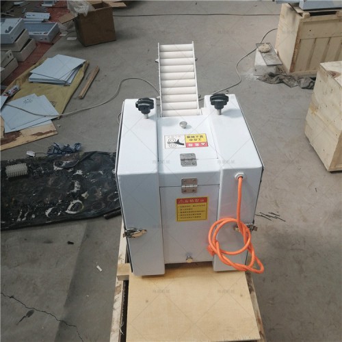 新型餃子皮機 家用微小型仿手工全自動餃子皮機