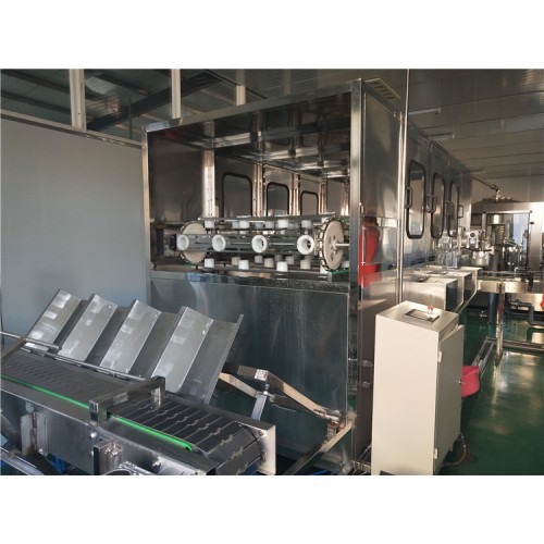 山東桶裝水設備