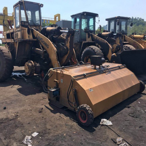 936裝載機(jī)清掃車 928裝載機(jī)改掃路車 938鏟車改清掃機(jī)