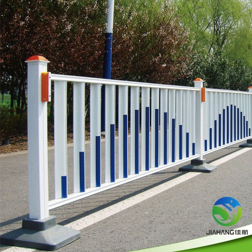 玻璃鋼護(hù)欄欄桿價(jià)格 高速公路玻璃鋼護(hù)欄 棗強(qiáng)玻璃鋼圍欄