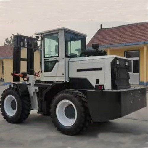 四驅越野叉車帶側翻叉車裝車四驅叉車24小時待機