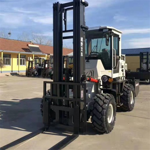 大連船艙用四驅越野叉車越野叉車廠家多級龍門架叉車廠家直銷