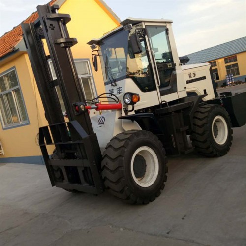 越野叉車廠家通許四驅越野叉車價格越野叉車現貨型號齊全