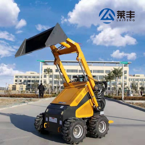 海東原地旋轉小鏟車養殖場小鏟車車間小鏟車制造商