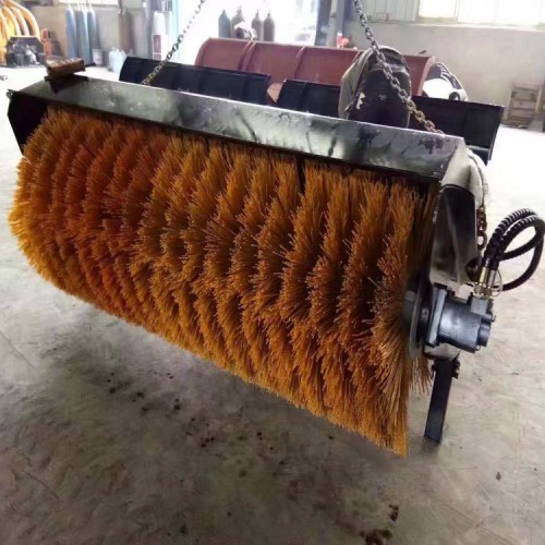 掃路車加裝除雪滾刷 配滾刷式除雪車 直徑500mm刷片供應