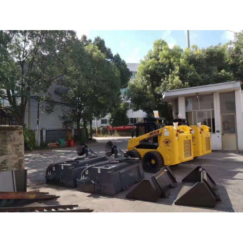 滑移除雪滾刷 30 50鏟車加裝除雪滾刷 滾刷式斜掃除雪