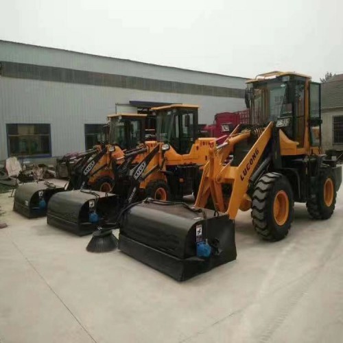 替代人工清掃車 掃路車設(shè)備  掃水穩(wěn)層設(shè)備 低成本清掃車