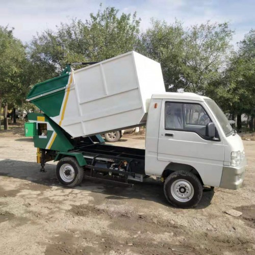 電動(dòng)四輪掛桶垃圾車
