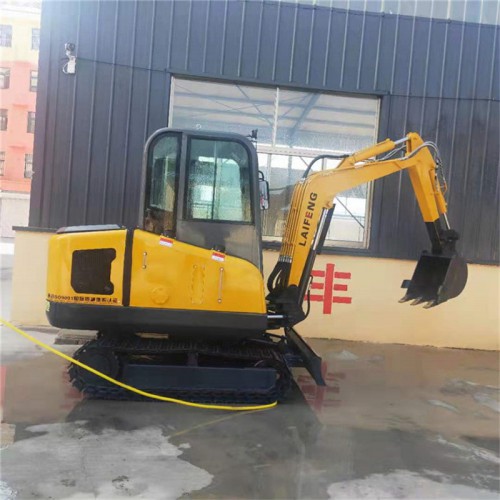 哪里有生產鋼履帶挖掘機 小型開溝機 小挖掘機的雪