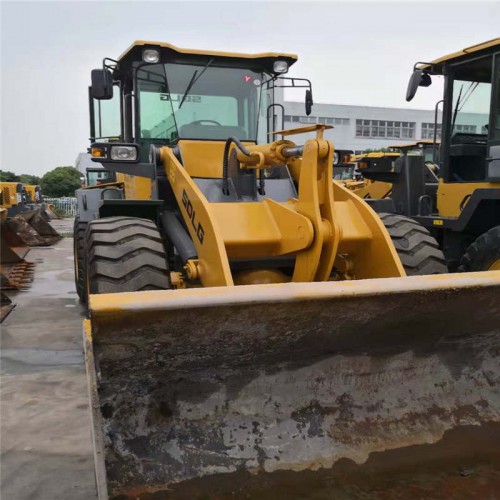 二手裝載機質優(yōu)價廉