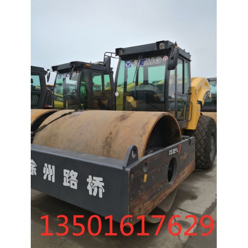 20噸二手壓路機優(yōu)惠轉讓