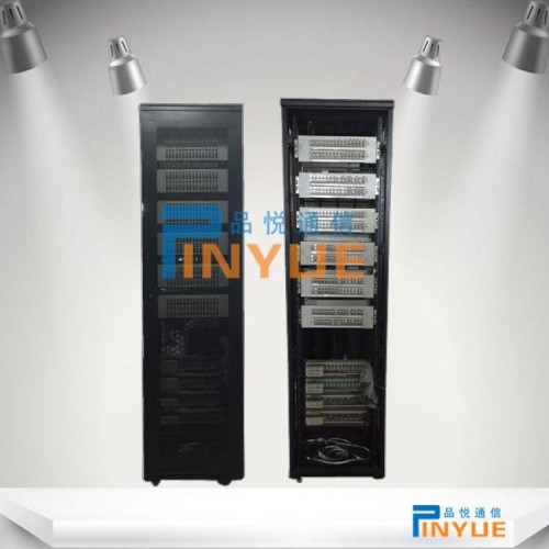 壁掛式網(wǎng)絡機柜