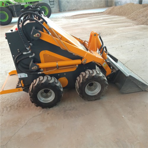 中衛(wèi)無駕駛室鏟車 又矮又窄鏟車 四驅(qū)動小鏟車雪