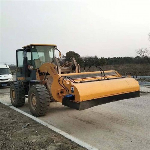 四川鏟車清掃車,鏟車清掃去器優質供應商