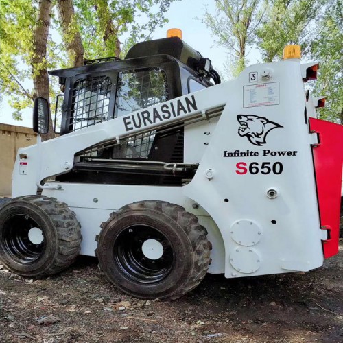 煤場(chǎng)掃地機(jī)-山貓S16清掃器-水穩(wěn)掃地機(jī)廠(chǎng)