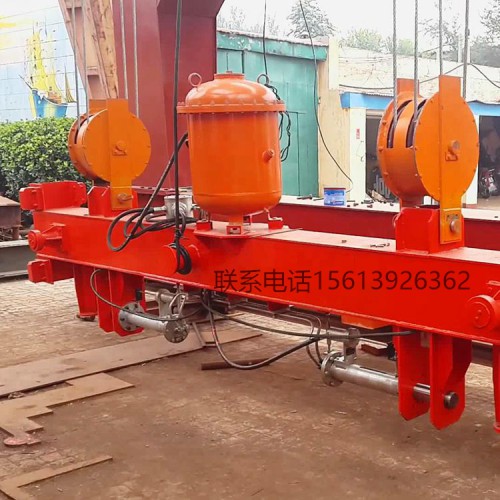 山東 海鷹水利機械 液壓式自動抓梁 抓梁廠家 抓梁詳細說明