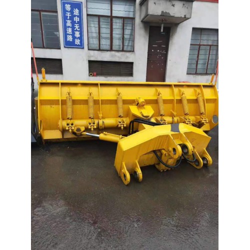 灑水車改裝除雪-卡車推雪鏟-卡車除雪機優質-除雪鏟