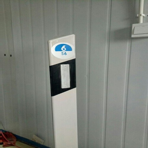 防脫蓋玻璃鋼柱式輪廓標