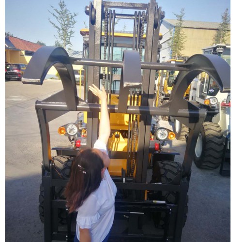 越野叉車廠家  價格優(yōu)惠 帶側(cè)翻 萊豐 終端商家價格