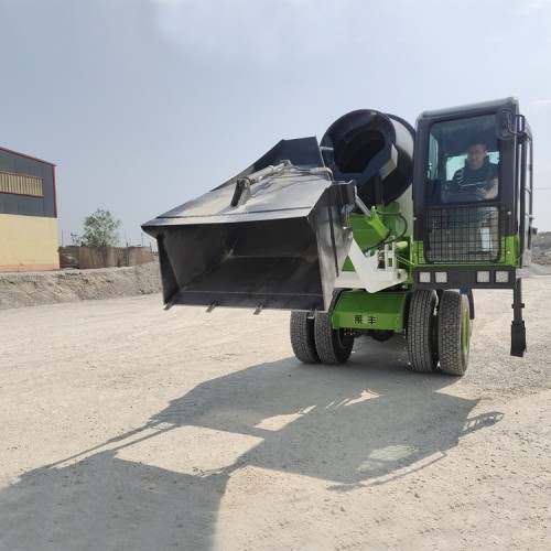 廠家直銷水泥攪拌車  萊豐 常年供應 廠家直銷水泥攪拌車