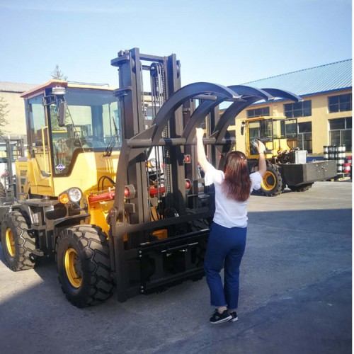 越野加鏟斗  廠家直銷 坑洼平叉車 萊豐 越野叉車 配置齊全