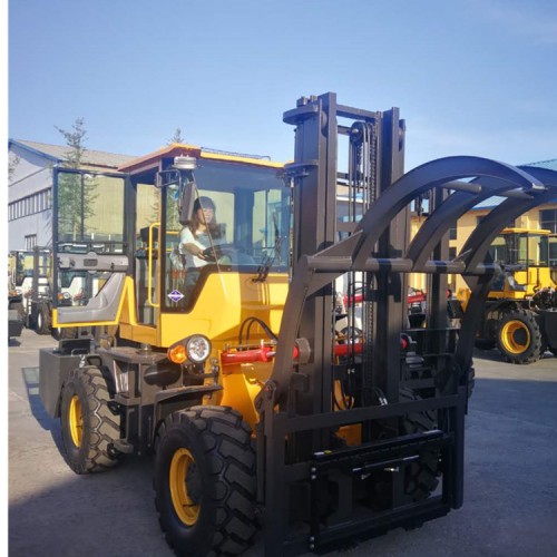 越野加鏟斗  廠家供應 離地間隙高 萊豐 越野叉車 量大從優