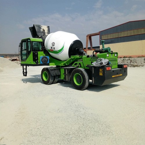 多功能沙石料水泥攪拌車  萊豐 現(xiàn)貨出售 移動式砂水泥攪拌車