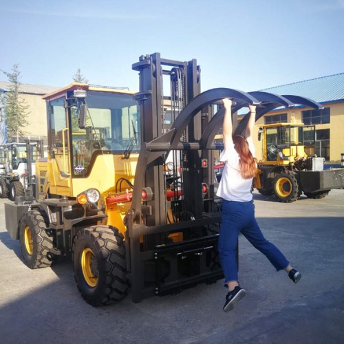 越抱叉  廠家現貨 抱夾叉車 萊豐 越叉車 歡迎致電洽談