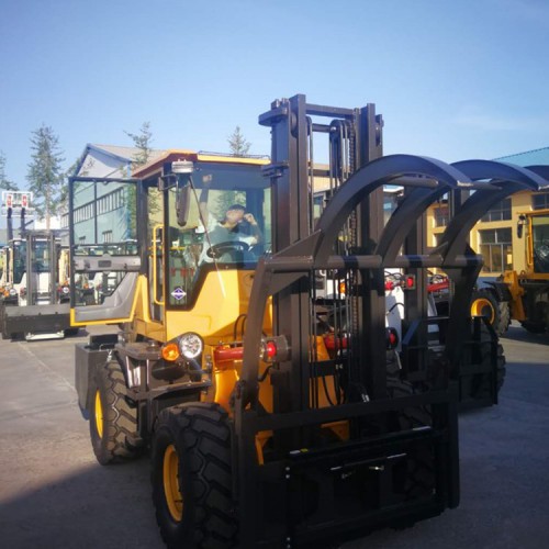 越抱叉  工程搬運 物流 倉庫搬運車 萊豐 越叉車 配置齊全