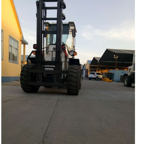 四驅越叉車  現貨出售 四驅叉車 萊豐 越叉車 價格合理