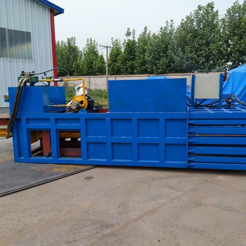 打包機(jī)半自動