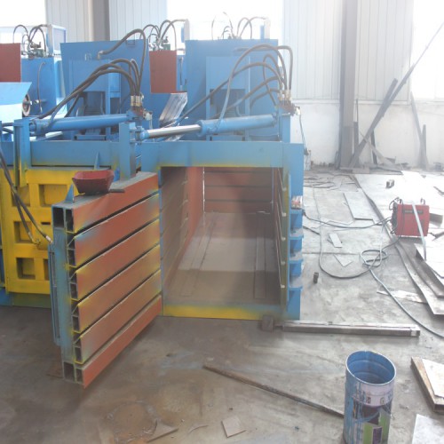 稻草液壓打包機