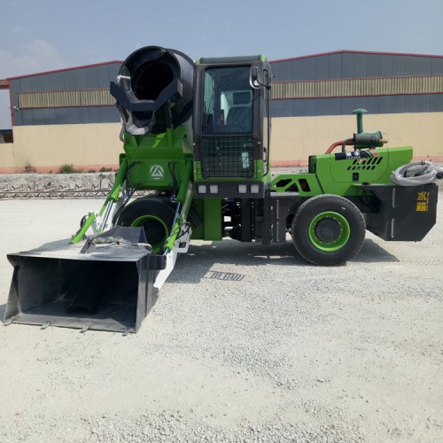 山東不同規格攪拌車價格  小型自上料全自動攪拌車 常年供應