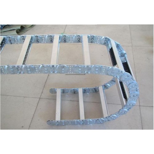 廠家供應 全封閉式鋼鋁拖鏈TL95式鉆床銑孔式鋼鋁拖鏈