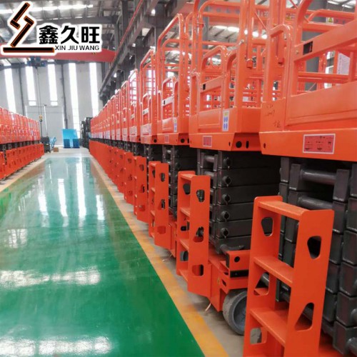 液壓升降機 移動液壓升降平臺