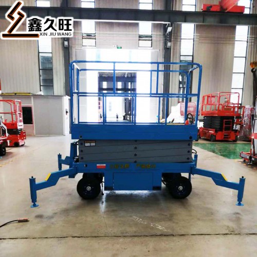 廠家直銷高空作業(yè)平臺 移動液壓升降機