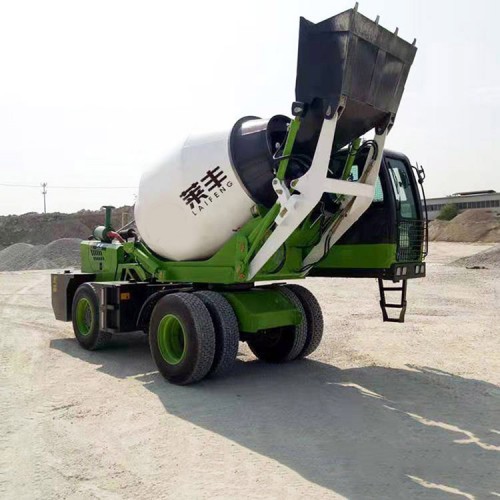 混凝土攪拌機價格  山東打灰全自動攪拌車 廠家