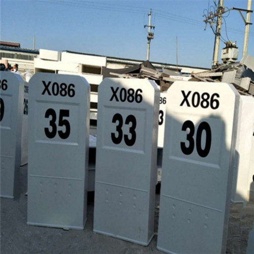 內(nèi)蒙古玻璃鋼標(biāo)志牌警示樁