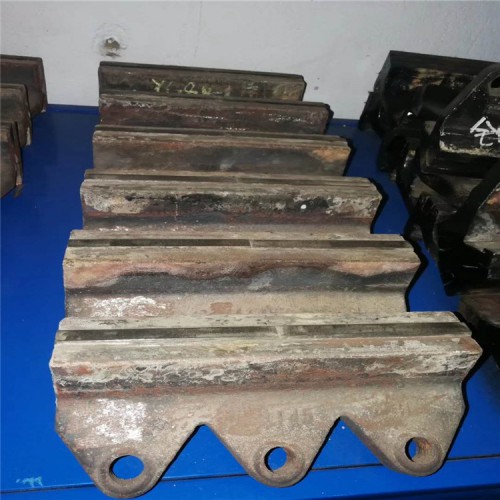 刀頭流導板制砂機合金鋼鎢鋼 分料錐下料桶沖擊塊拋料頭葉輪反擊