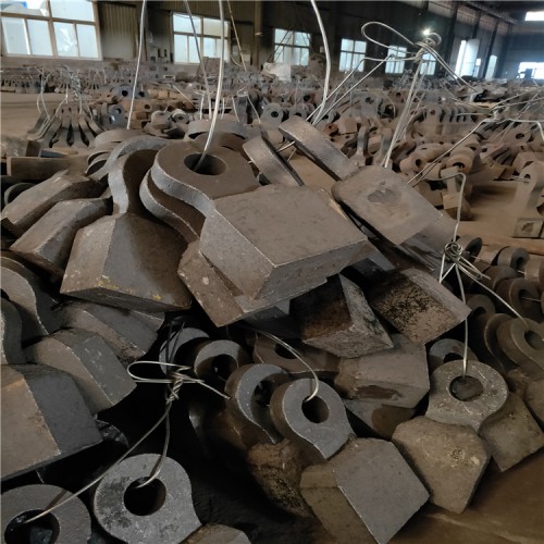 錘式制砂破碎機(jī)錘頭 礦山碎石機(jī)高鉻合金錘頭耐磨篩護(hù)板篦