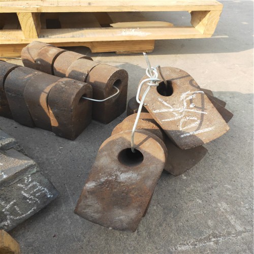 【專(zhuān)業(yè)生產(chǎn)高錳鋼合金超高錳18甩錘高錳鋼篩板量大從優(yōu)】