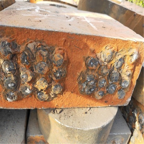 鑫清鑄件高錳鋼鑲嵌合金大甩錘廠家直銷(xiāo)可定制