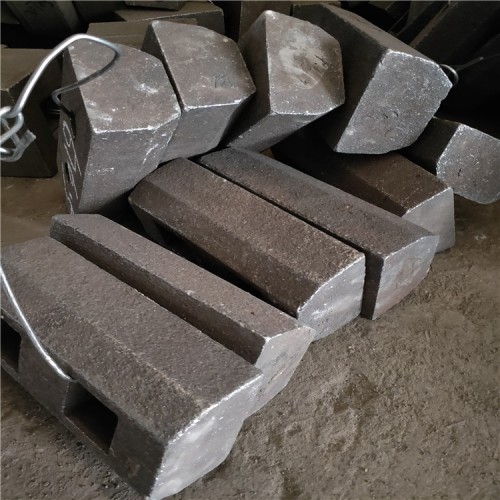 反擊1214反擊反擊式破碎機高鉻合金板破碎石粉碎機板錘