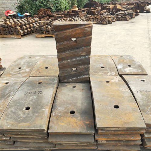 破碎機廠家破碎機篩板耐磨襯板供應商河南安陽破碎機錘頭篩板襯板