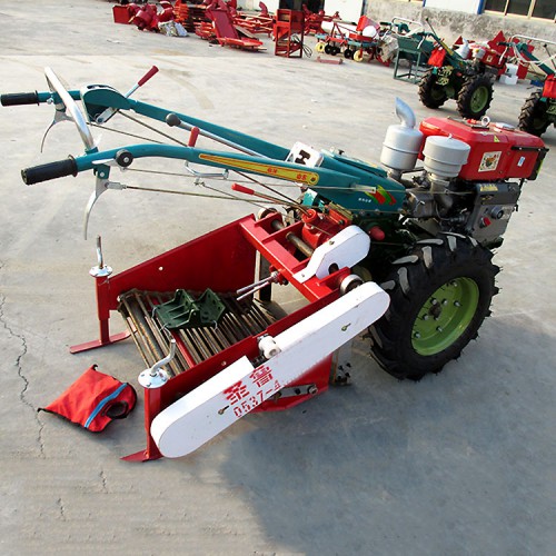 地瓜收獲機(jī) 農(nóng)用手扶刨紅薯機(jī) 新款馬鈴薯挖收機(jī)