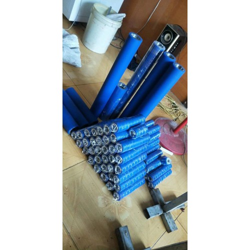 膠輥包膠 橡膠輪 30-90邵氏A硬度的工業(yè)領(lǐng)域聚氨酯膠輥