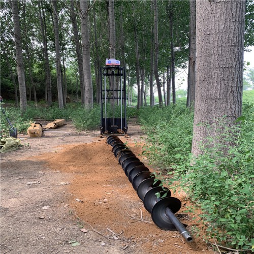 電桿鉆孔機 電線桿自動鉆眼機價格及質(zhì)量