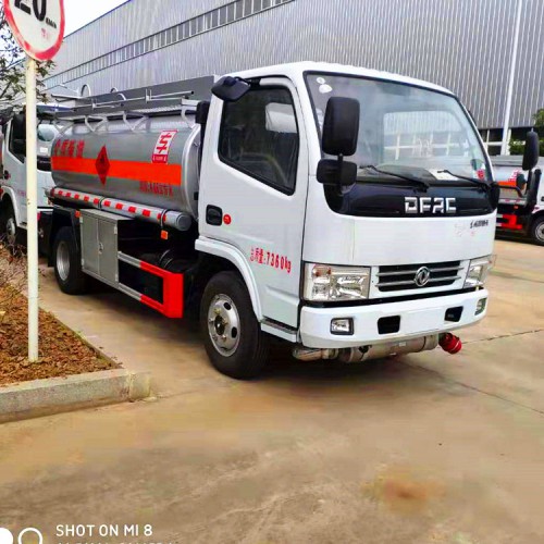 油罐車 東風多利卡5方運油車價格實惠