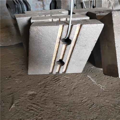 定西安定區(qū)磚廠高鉻方錘河南紅星1415破碎機錘頭