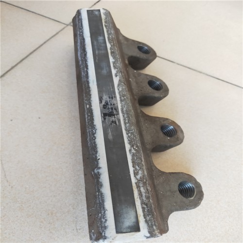 振信礦山機(jī)械配件有限公司拋料頭,分料錐,流導(dǎo)板,沖擊塊